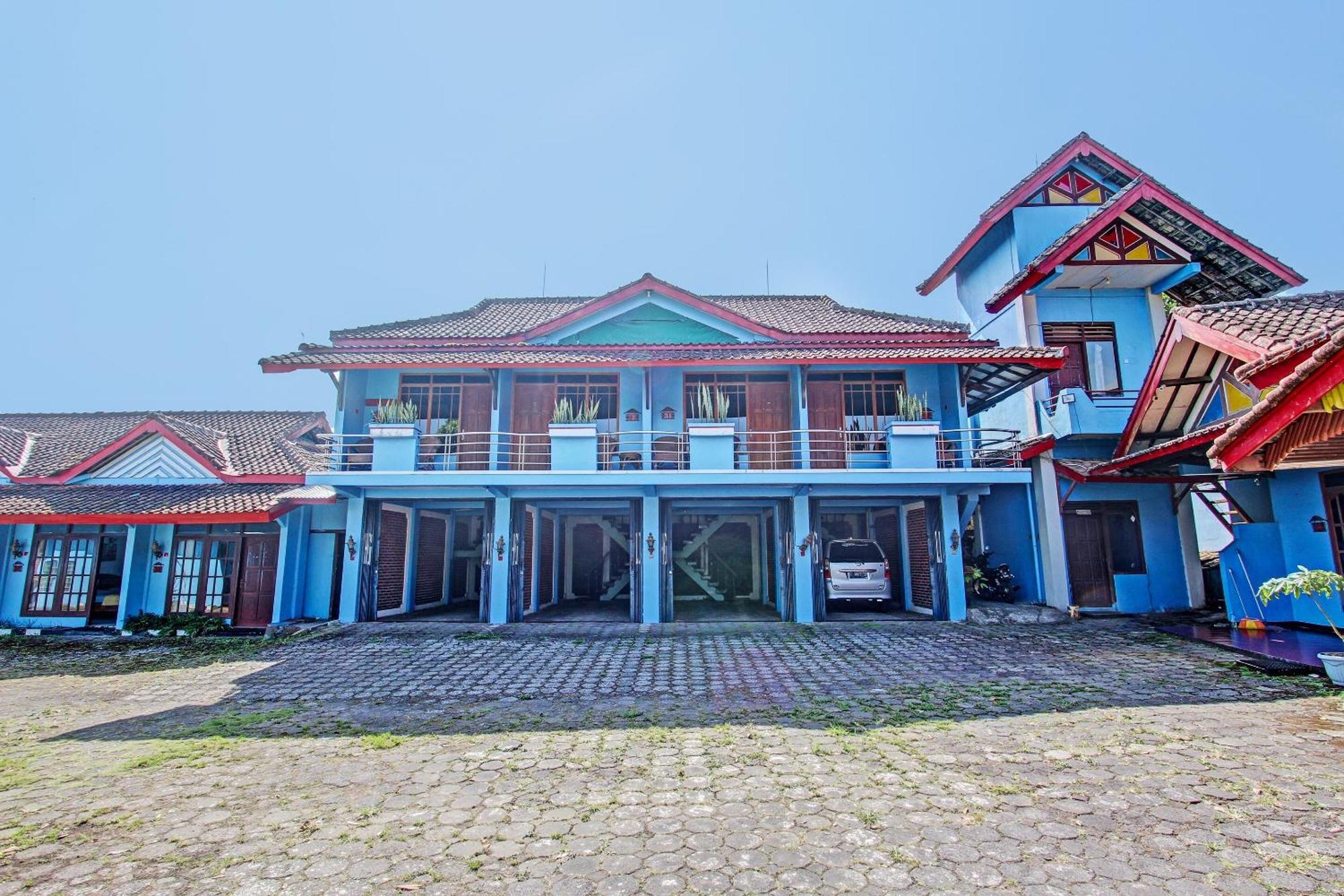 Capital O 91644 Loka Hause Ξενοδοχείο Salatiga Εξωτερικό φωτογραφία