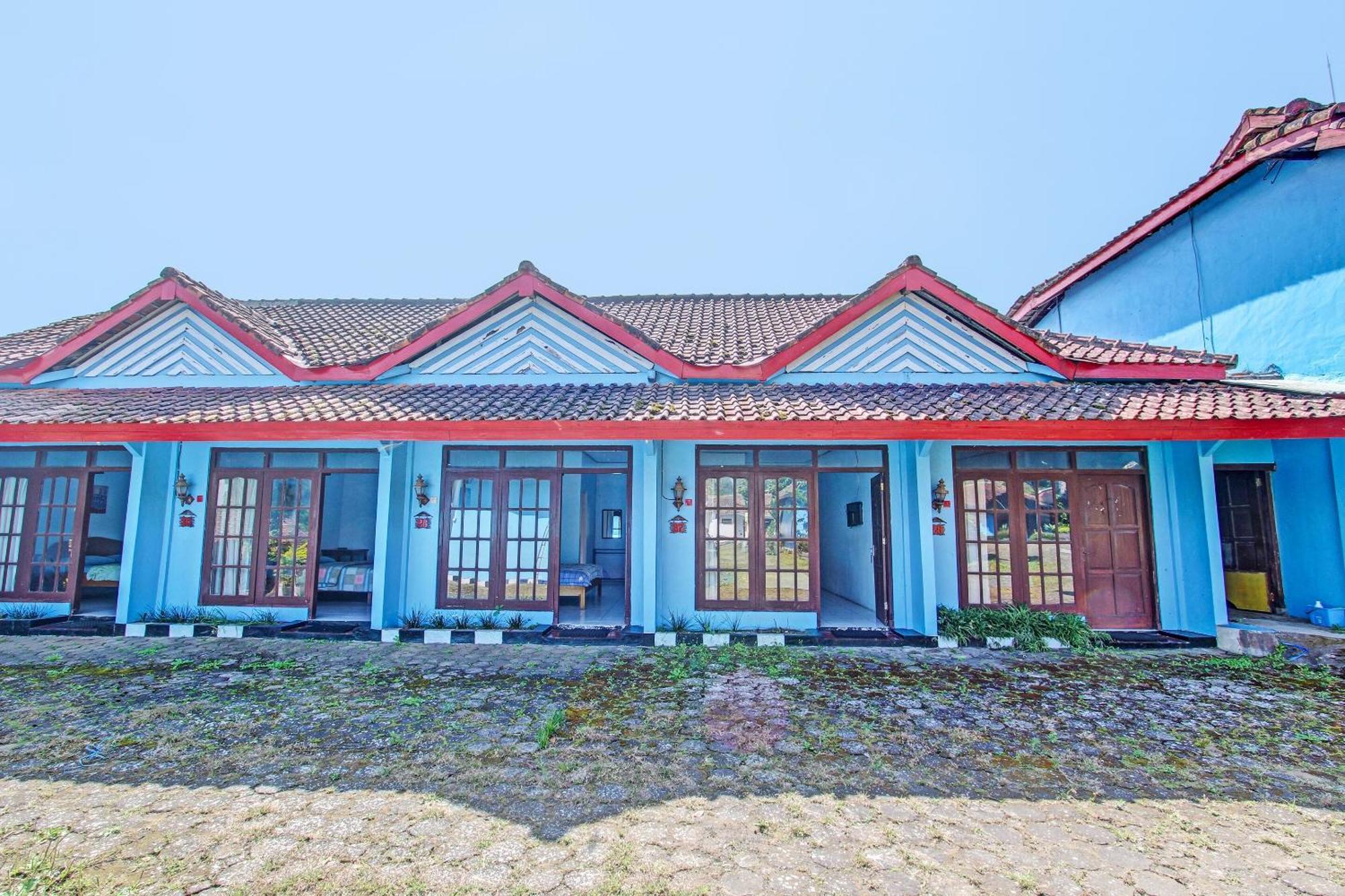 Capital O 91644 Loka Hause Ξενοδοχείο Salatiga Εξωτερικό φωτογραφία