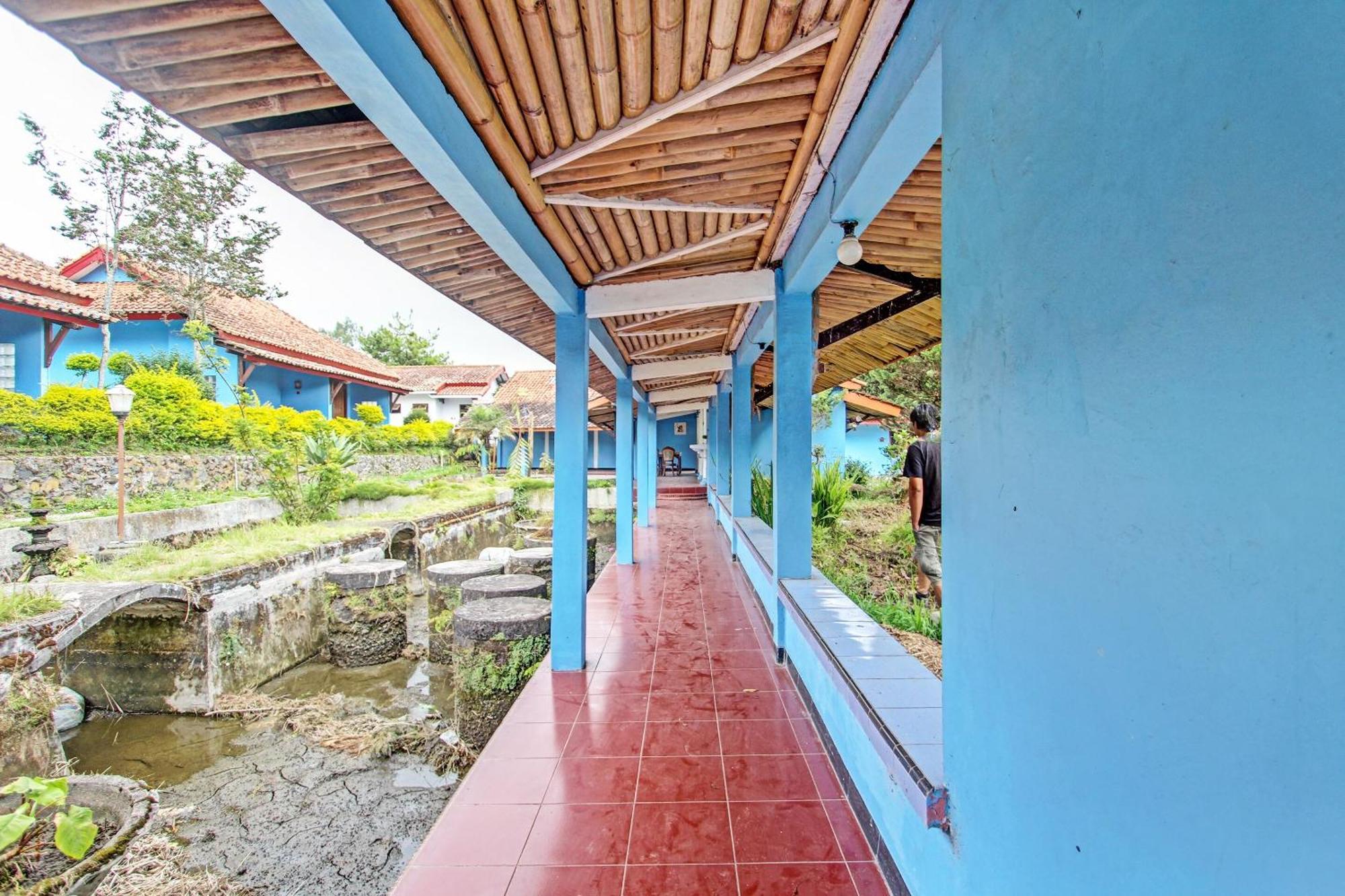 Capital O 91644 Loka Hause Ξενοδοχείο Salatiga Εξωτερικό φωτογραφία
