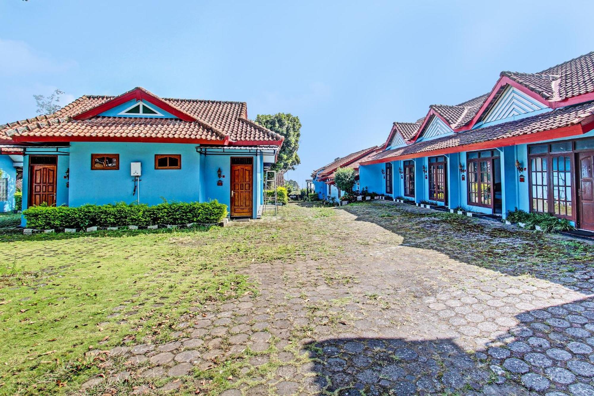 Capital O 91644 Loka Hause Ξενοδοχείο Salatiga Εξωτερικό φωτογραφία